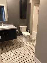 127 E Main St in Marshalltown, IA - Foto de edificio - Building Photo