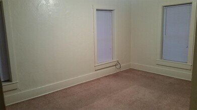 700 N 6th St in Red Oak, IA - Building Photo - Building Photo