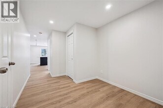 1238 Ottawa Street S in Kitchener, ON - Building Photo - Building Photo