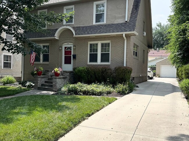 property at 114 S 50th St