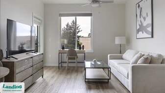 3158 SW 12th Ave in Portland, OR - Building Photo