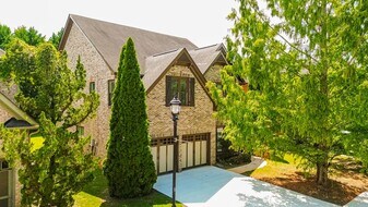 129 Janney Cir in Mcdonough, GA - Building Photo
