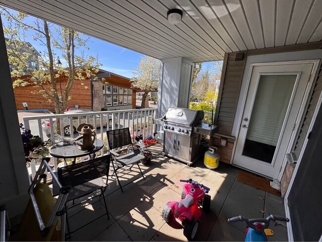 property at 6490 194 St