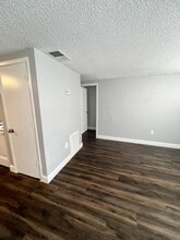 1011 34th Ave W in Bradenton, FL - Building Photo - Building Photo