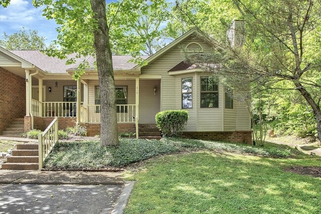 property at 816 Beazer Ln