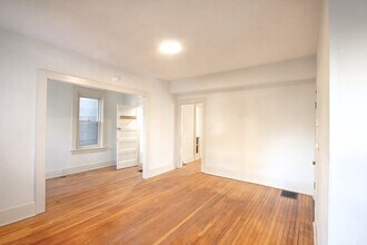 319 Franklin Ave, Unit 1 in Pittsburgh, PA - Foto de edificio - Building Photo