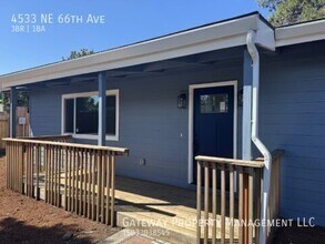 4533 NE 66th Ave in Portland, OR - Building Photo - Building Photo