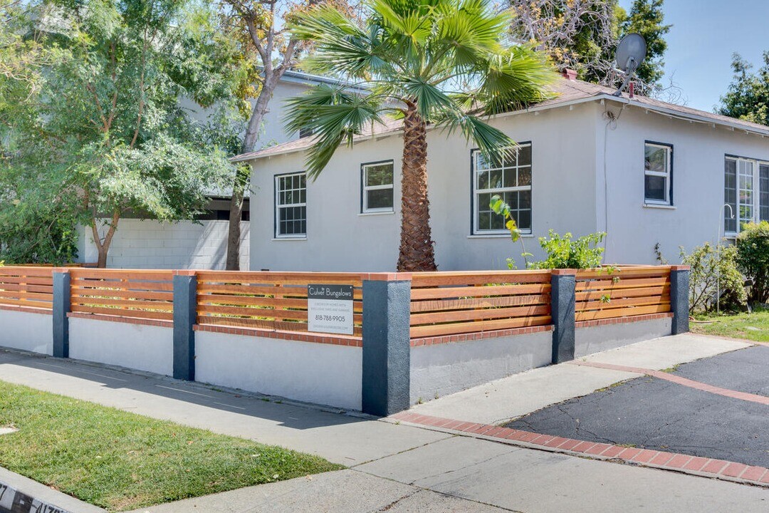 Culver Bungalows in Culver City, CA - Foto de edificio