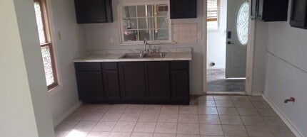 4521 Victory Ave in Racine, WI - Building Photo - Building Photo