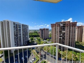 98-450-450 Koauka Loop in Aiea, HI - Building Photo - Building Photo