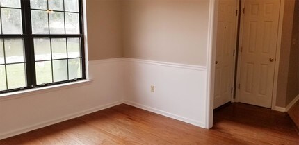 956 Gulfstream Rd in Hinesville, GA - Building Photo - Building Photo