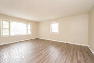 100 Chriswood Ave in Thomasville, NC - Building Photo - Building Photo