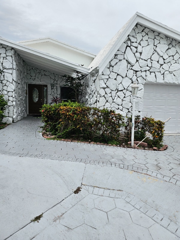 property at 740 Bluebird Ln