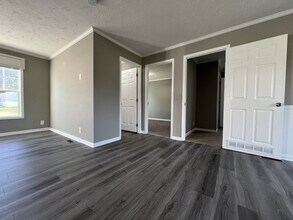 158 Sugar Maple Dr in Browns Summit, NC - Building Photo - Building Photo