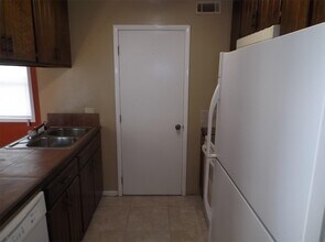 5 Crestwood Cir in Valdosta, GA - Building Photo - Building Photo