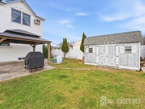 124 6th St in Middlesex, NJ - Building Photo - Building Photo