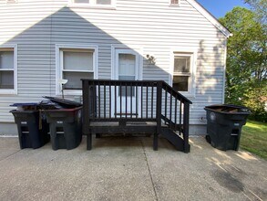 927 Davies Ave in Akron, OH - Building Photo - Building Photo