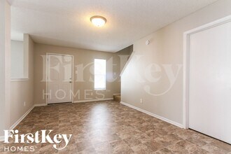 14356 Black Farm Dr in Noblesville, IN - Foto de edificio - Building Photo