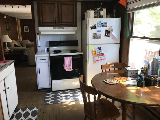 2742 US Highway 421 N in Boone, NC - Building Photo - Building Photo