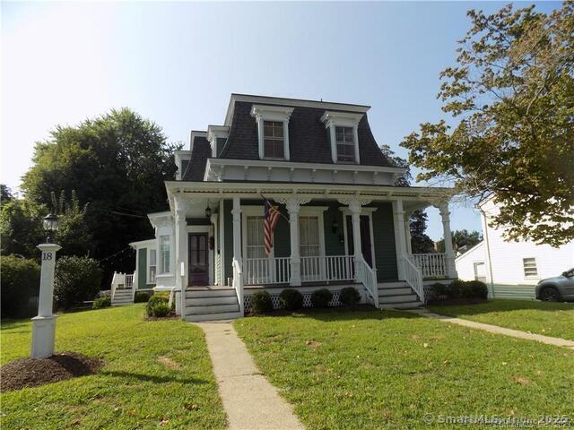 18 Elizabeth St in Bethel, CT - Building Photo