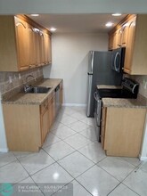3047 Exeter C in Boca Raton, FL - Building Photo - Building Photo
