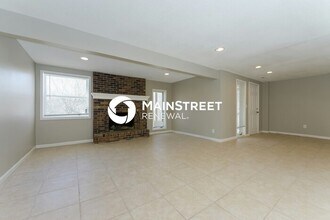 7912 N Michigan Ave in Kansas City, MO - Building Photo - Building Photo