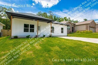 2208 Nichols Rd in Little Rock, AR - Building Photo - Building Photo