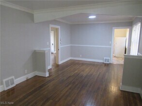 3636 W 122nd St in Cleveland, OH - Building Photo - Building Photo