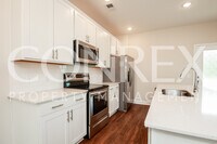 104 Pinewind Wy photo'