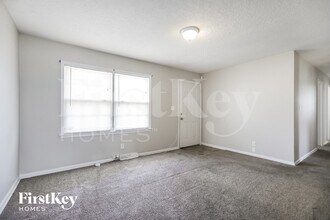 6617 E 134th Terrace in Grandview, MO - Building Photo - Building Photo