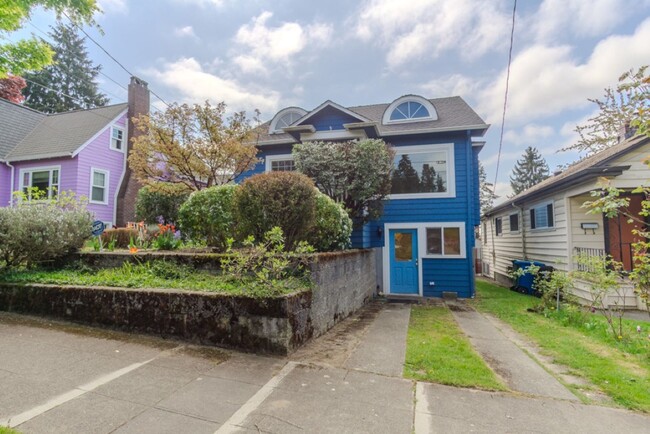 property at 1401 NE 70th St