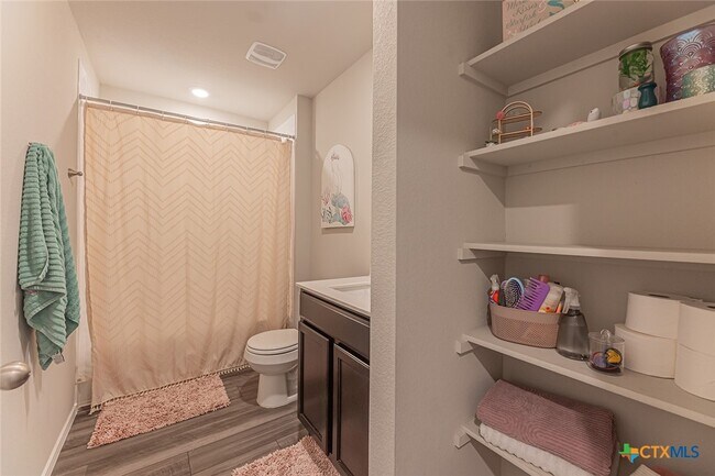property at 2306 Aylesbury Dr
