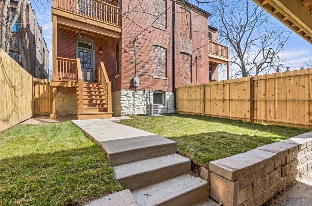 3443 Michigan Ave in St. Louis, MO - Building Photo