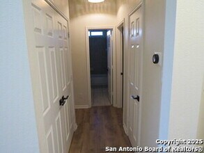 137 Conway Castle Dr in New Braunfels, TX - Building Photo - Building Photo