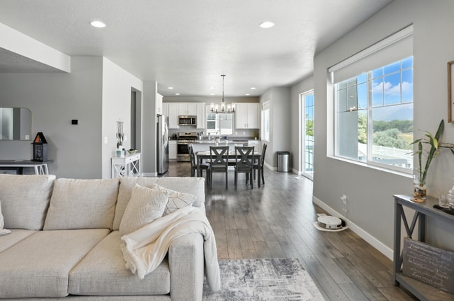 property at 1596 Haven Pkwy
