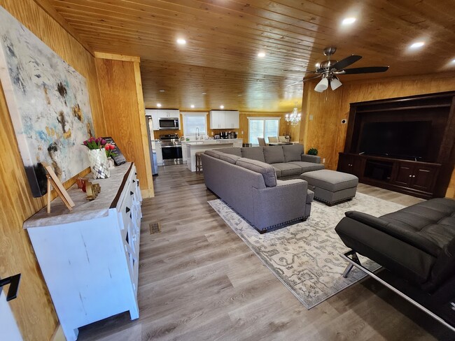 property at 325 Scataway Rd