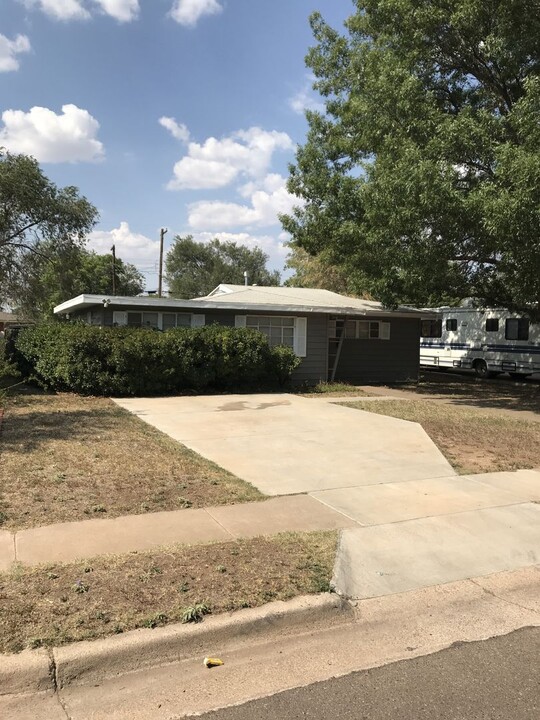 3712 31st St in Lubbock, TX - Building Photo