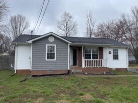 3412 Oak Park Terrace in Clarksville, TN - Building Photo