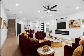 1407 Barry Ave in Dallas, TX - Building Photo - Building Photo