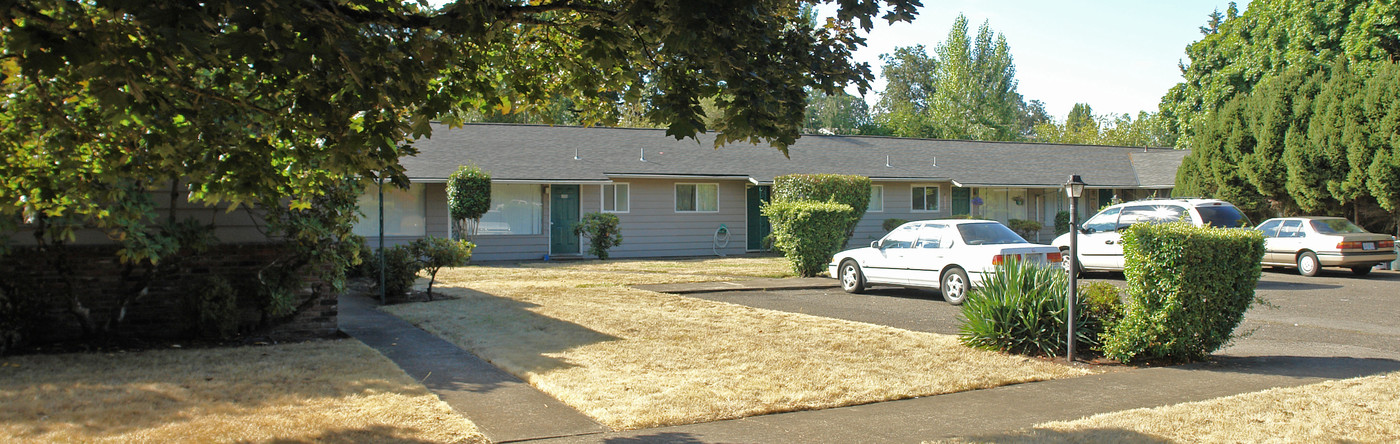 4002-4014 Ibex St NE in Salem, OR - Building Photo