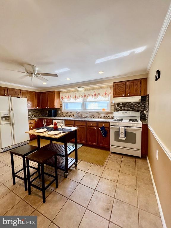 135 Keswick Ave in Ewing Township, NJ - Building Photo - Building Photo