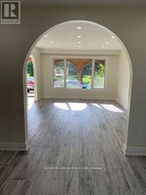 351 Queen Victoria Dr in Hamilton, ON - Building Photo - Building Photo