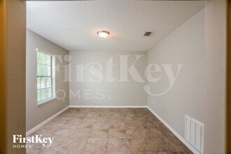 9627 Sage Creek Dr in Ruskin, FL - Foto de edificio - Building Photo