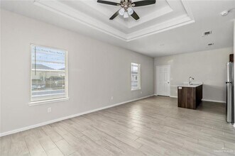 11 West Dr in Edinburg, TX - Building Photo - Building Photo