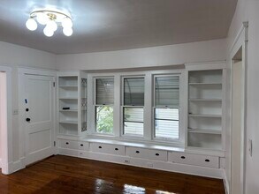 10806 Bernard Ave, Unit Upper in Cleveland, OH - Building Photo - Building Photo