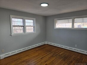 401 Farmington Ave in Waterbury, CT - Building Photo - Building Photo