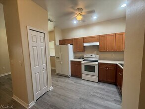 102 Cultural Park Blvd in Cape Coral, FL - Building Photo - Building Photo