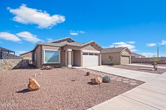 11629 Flor Achillea in Socorro, TX - Building Photo - Building Photo