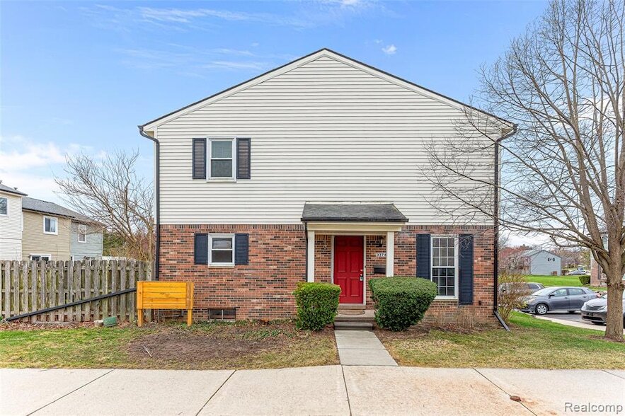 3374 Burbank Dr, Unit 349 in Ann Arbor, MI - Building Photo