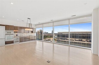 45 Ivan Allen Jr Blvd NW in Atlanta, GA - Building Photo - Building Photo